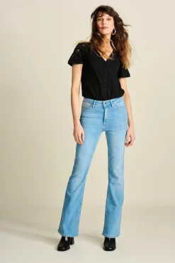 POM Amsterdam JEANS Esmee Flare Light Blue Hot