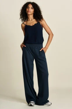 POM Amsterdam TOP Emmi Dark Navy Hot